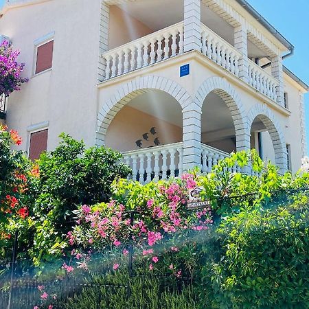 Apartmani Mate Rogoznica  Exteriör bild