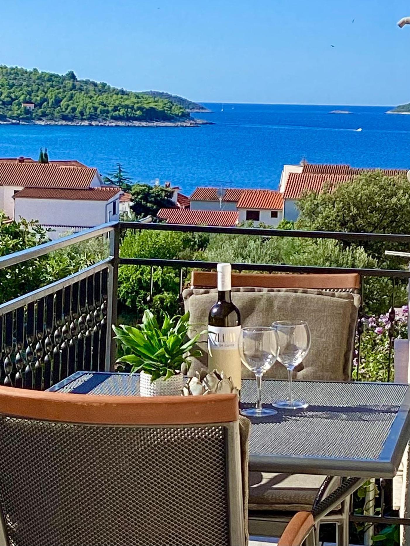 Apartmani Mate Rogoznica  Exteriör bild