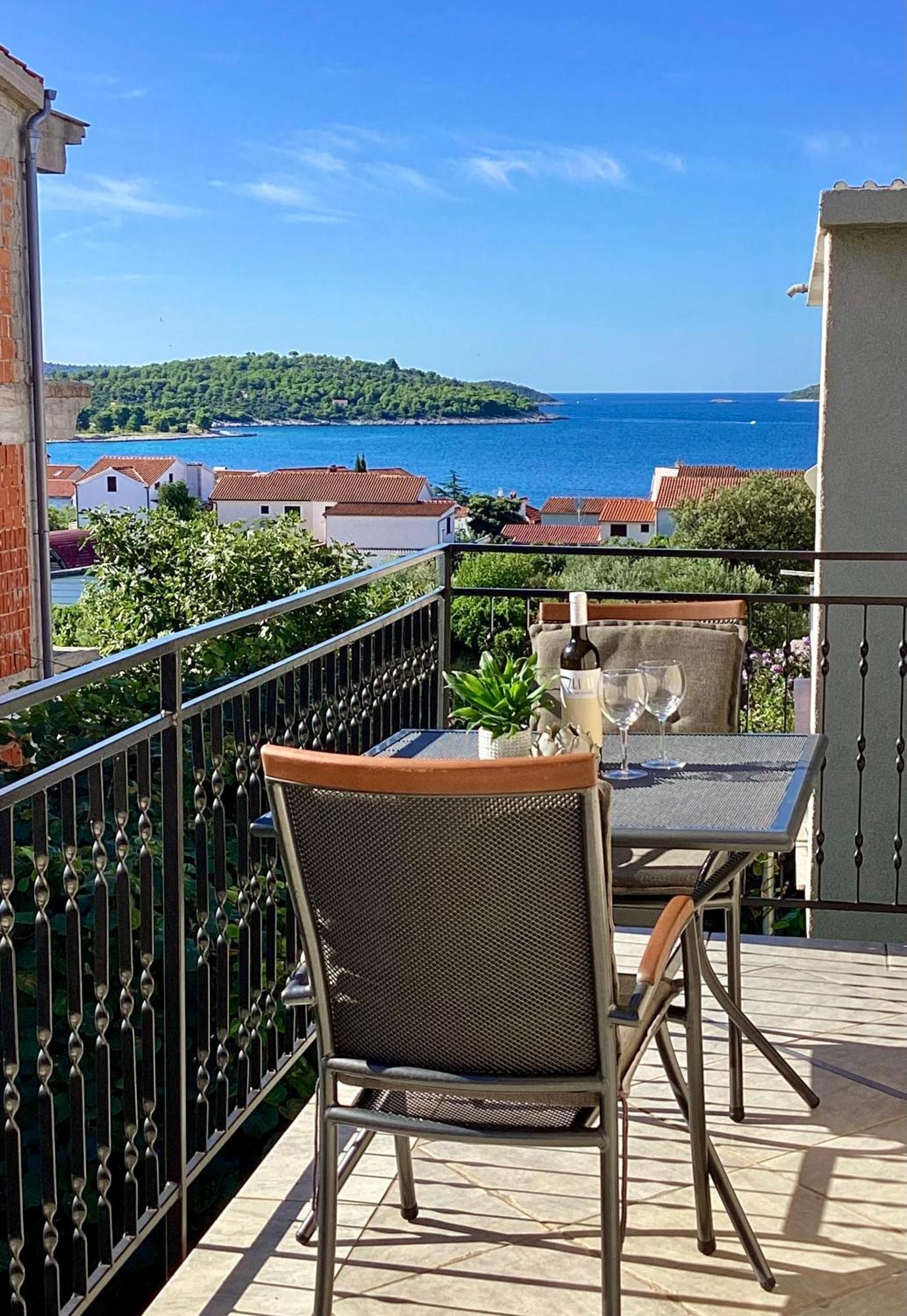 Apartmani Mate Rogoznica  Rum bild
